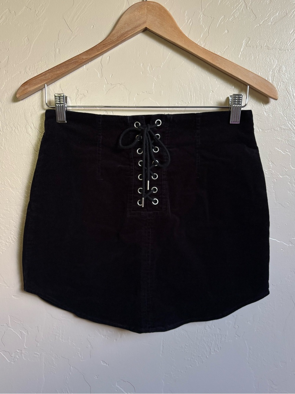 Forever 21 Black Velvet Lace Up Front Mini Skirt Going Out Party Style Size S